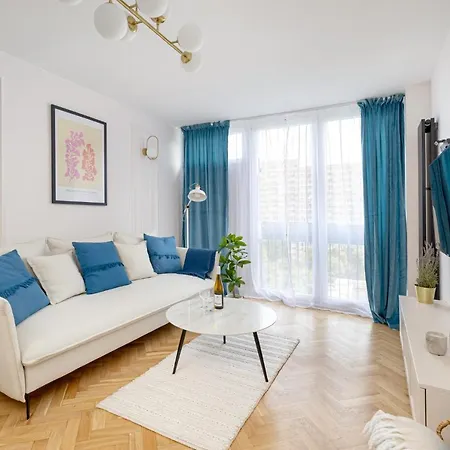 Apartment Ecru Boho Living With View *